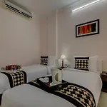 Hotel Green Ambs Plaza Near Igi Delhi Airport